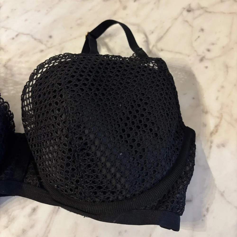 VICTORIAS SECRET Women‎ Black Lace Plunge Bra 36D Underwire Sexy Sheer Mesh